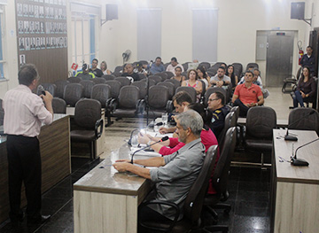 Pontos do edital para novos projetos de gestão da Zona Azul foram explicados em Audiência Pública